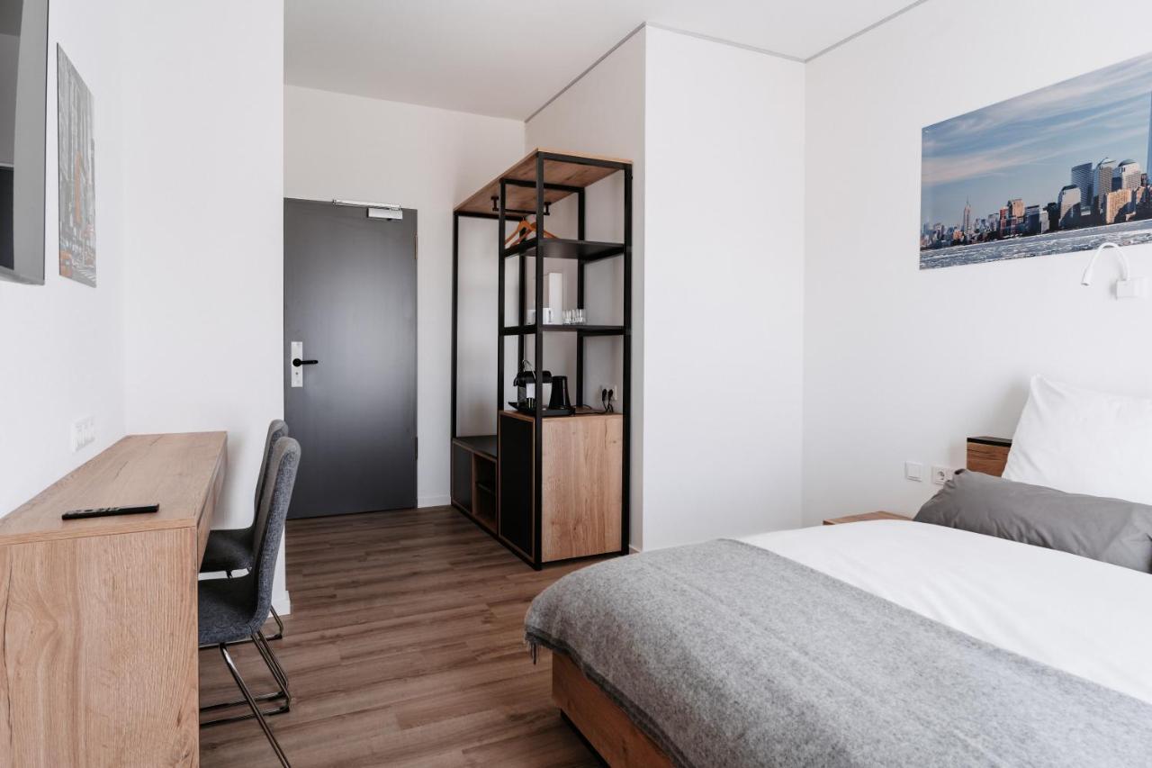 Step Inn The Fair Hotel Rosbach vor der Höhe Екстериор снимка