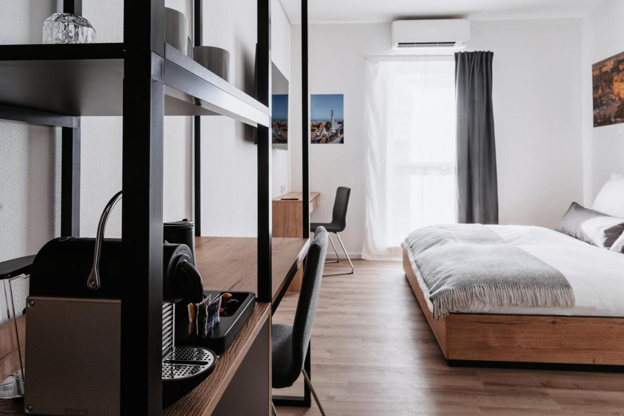 Step Inn The Fair Hotel Rosbach vor der Höhe Екстериор снимка