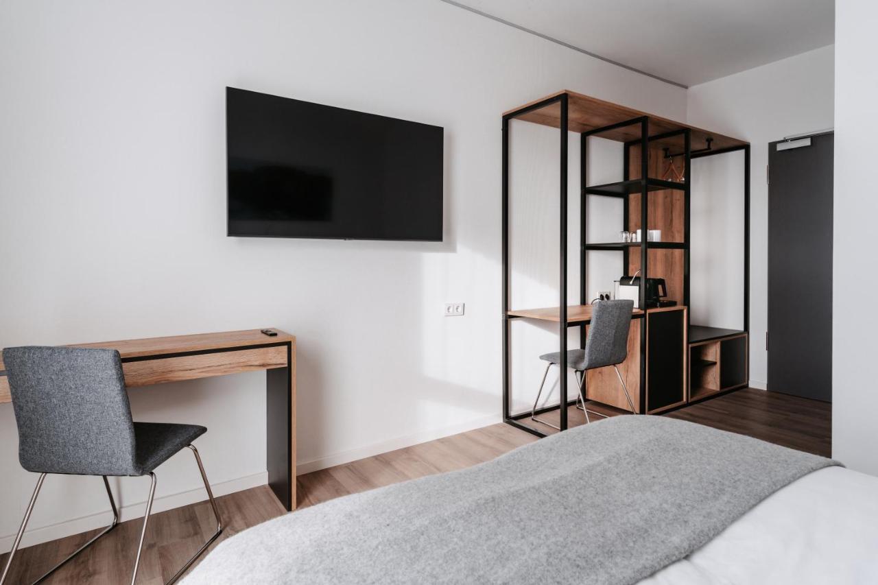 Step Inn The Fair Hotel Rosbach vor der Höhe Екстериор снимка